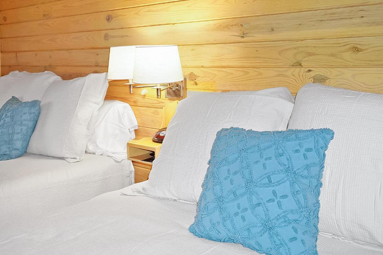 Wimberley Log Cabins Resort And Suites- Unit 8 Zewnętrze zdjęcie