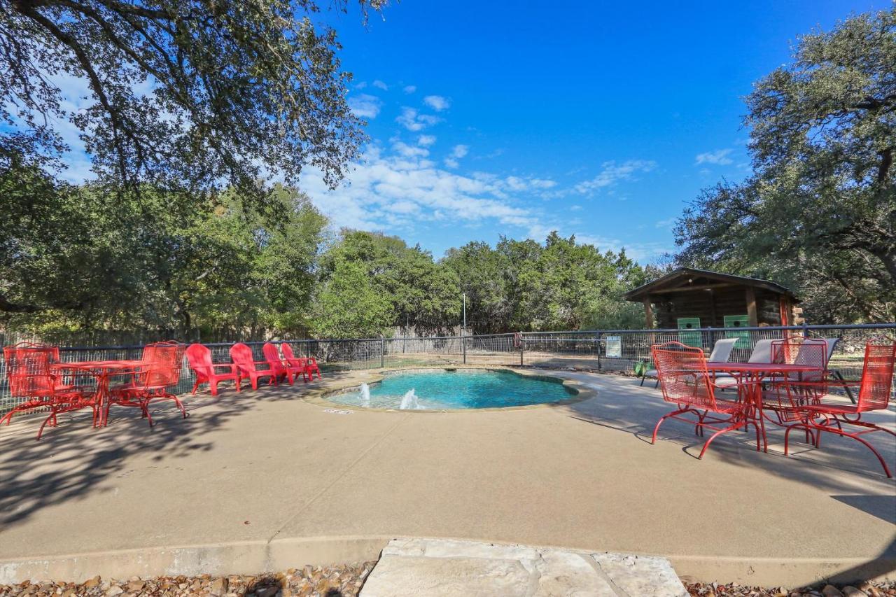 Wimberley Log Cabins Resort And Suites- Unit 8 Zewnętrze zdjęcie